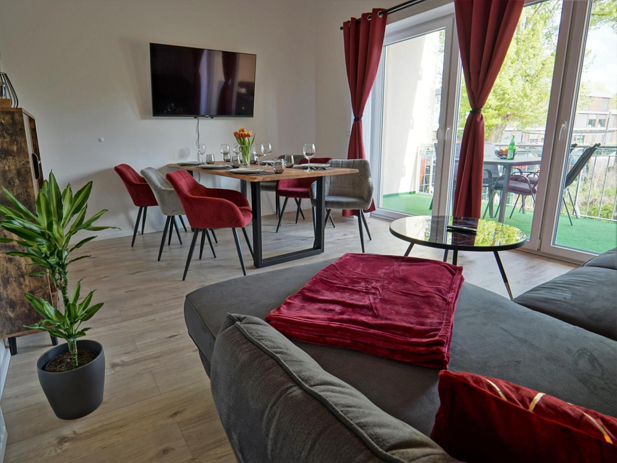Апартаменты "Hogulu" Brandenburg, Balkon, Neustadt, Kueche, Wassernaehe - Parkplatz Inklusive Бранденбург Номер фото
